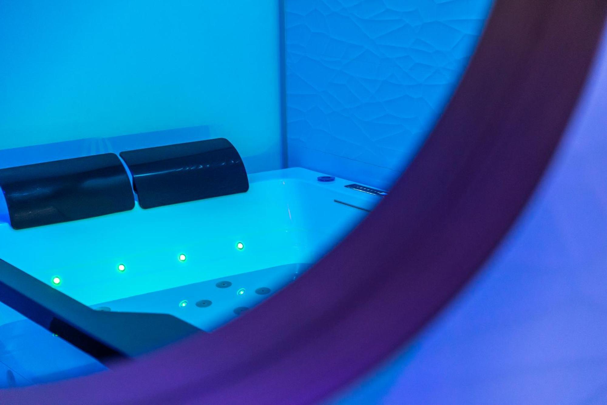 Suite And Spa 21 Dijon Eksteriør bilde